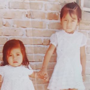 Meet your Posher, Edith